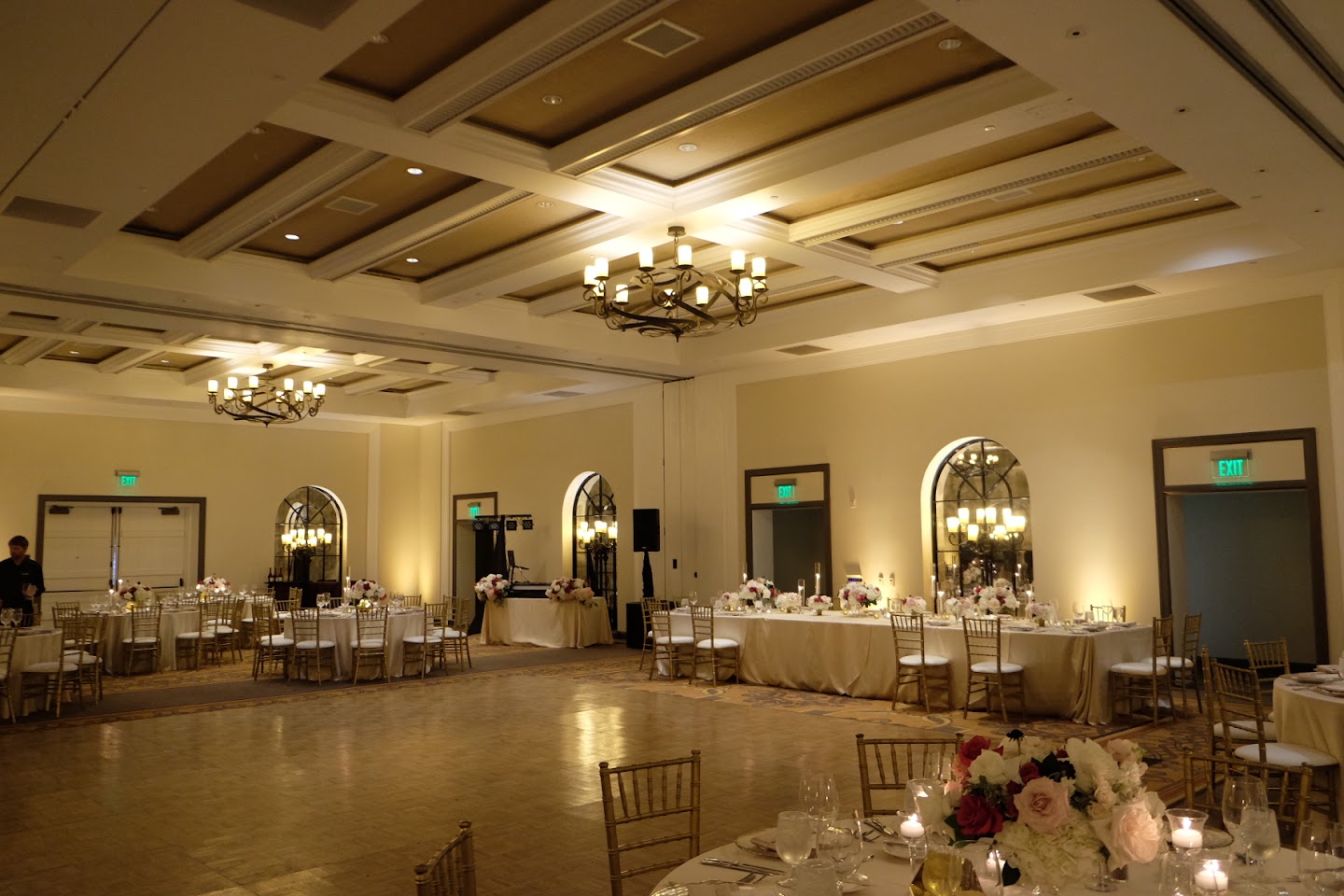 Estancia-Uplighting